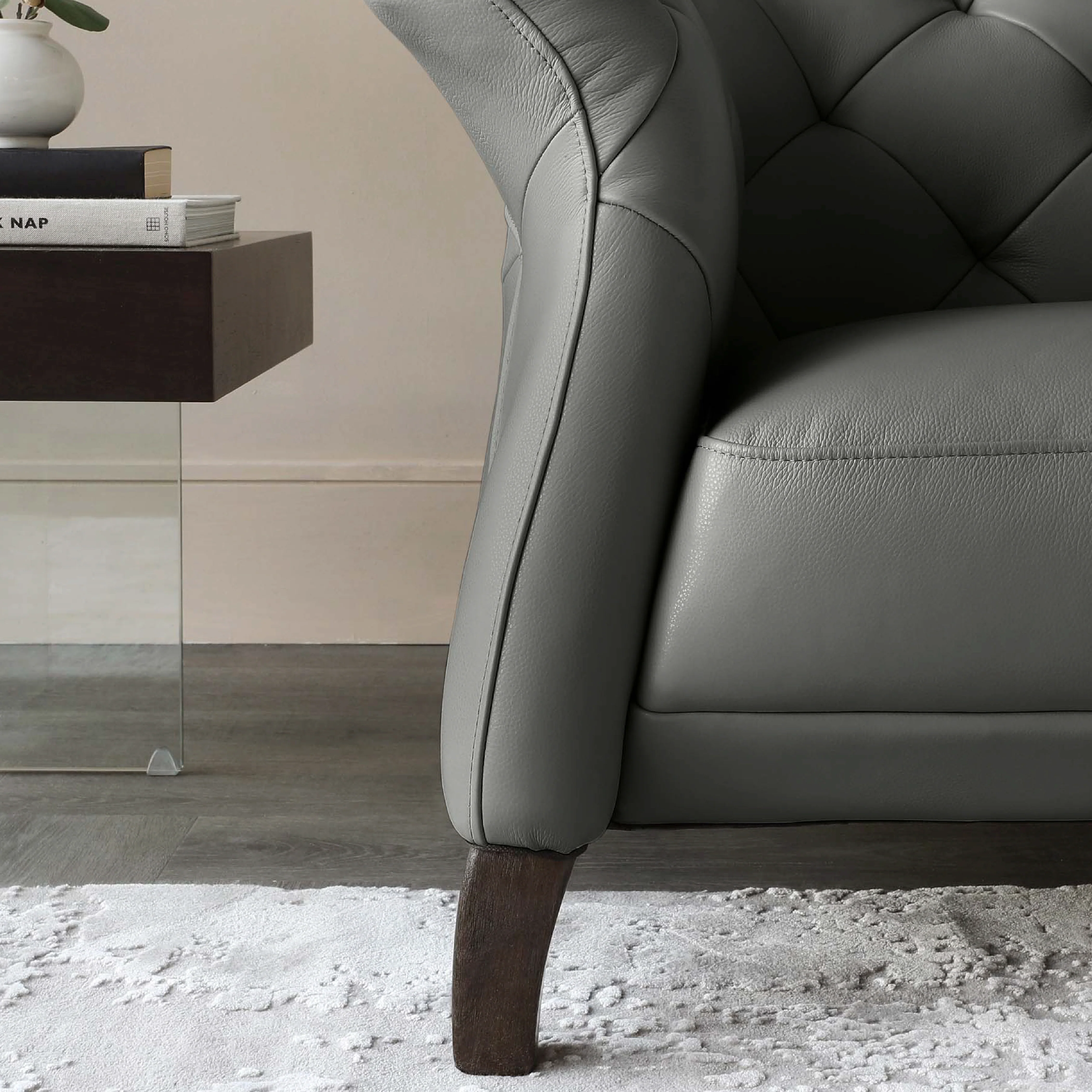 Brixton Chesterfield Leather Sofa – Tufted Design - Image 17